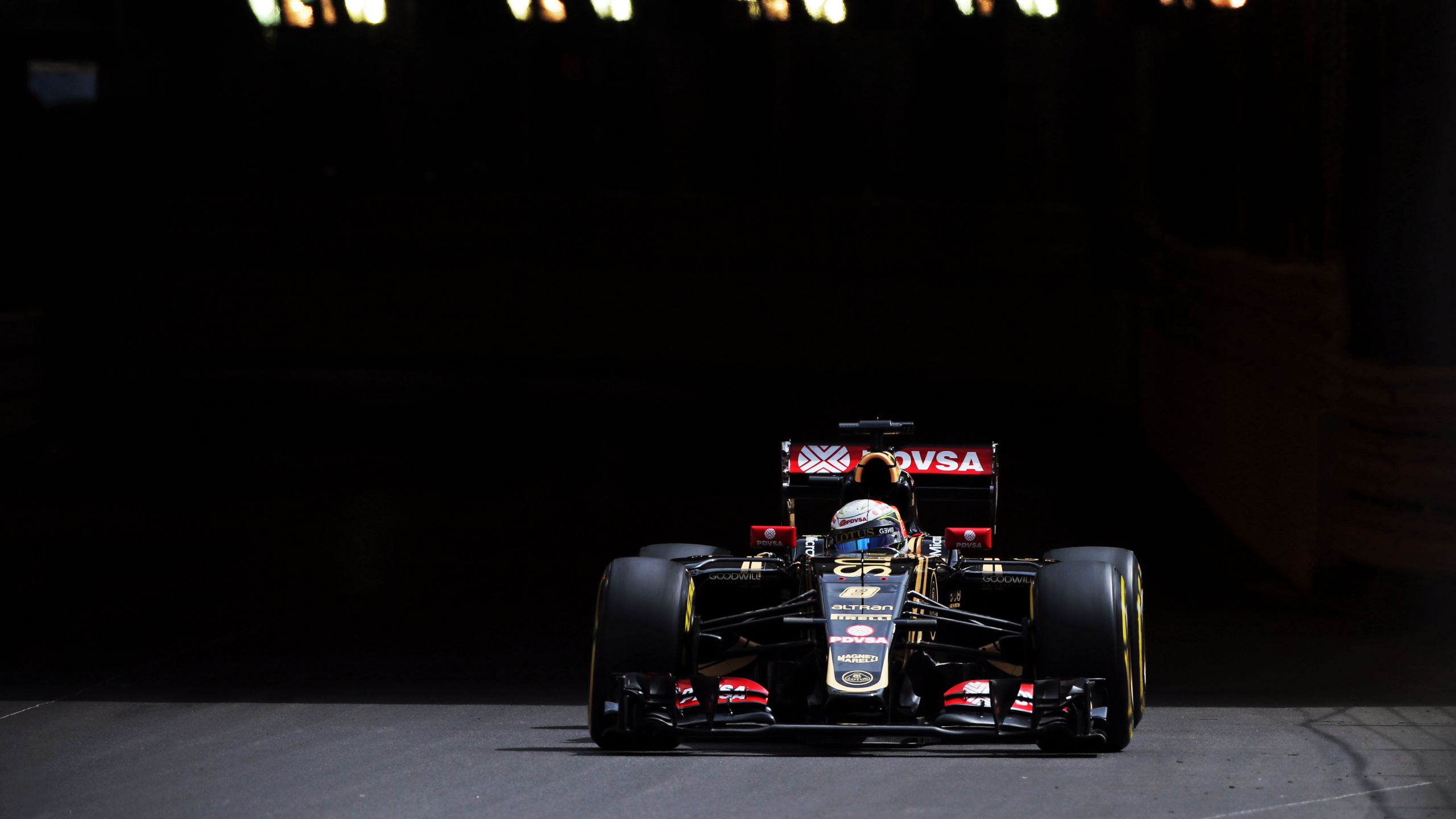 Blue and Red f 1 Car. Wallpaper in 2560x1440 Resolution