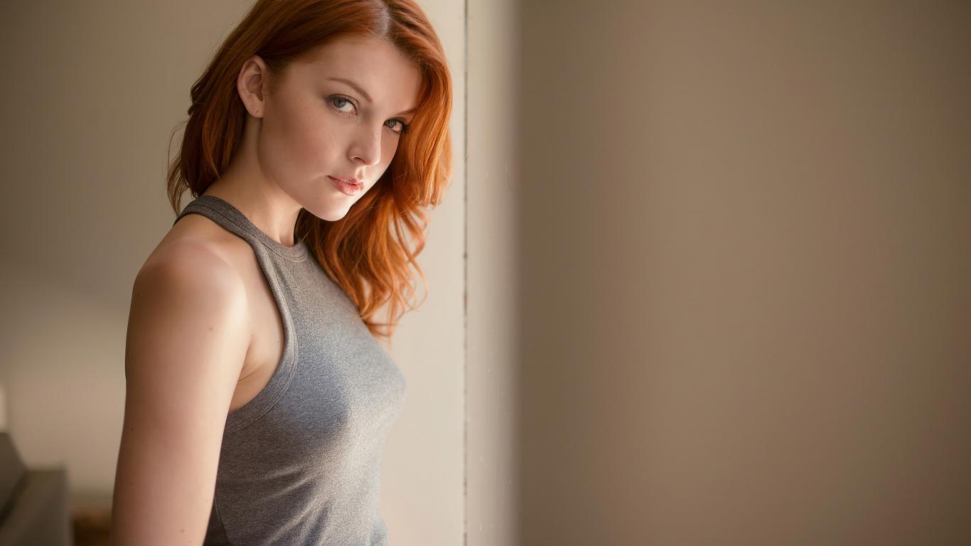 Elyse Dufour, le Son Sacré, Célébrité, Acteur, Cheveu. Wallpaper in 1366x768 Resolution