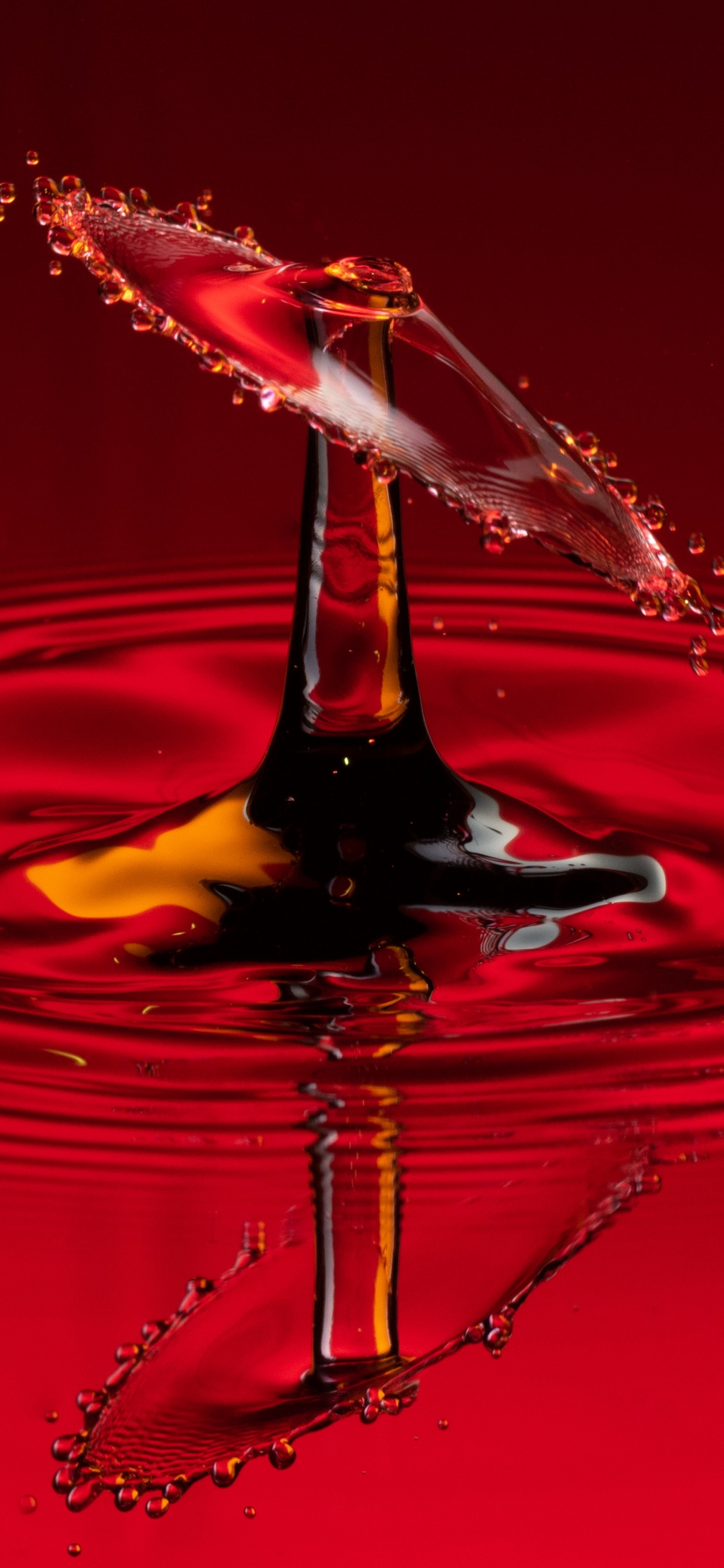 Goutte D'eau Rouge et Jaune. Wallpaper in 1242x2688 Resolution