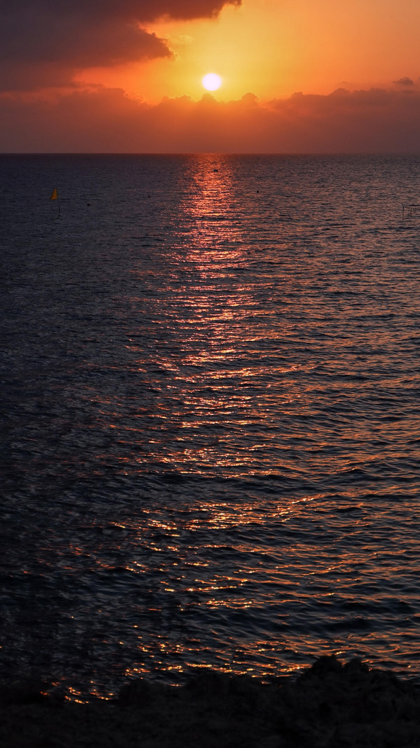 Meer, Wasser, Cloud, Atmosphäre, Wasserressourcen. Wallpaper in 1440x2560 Resolution