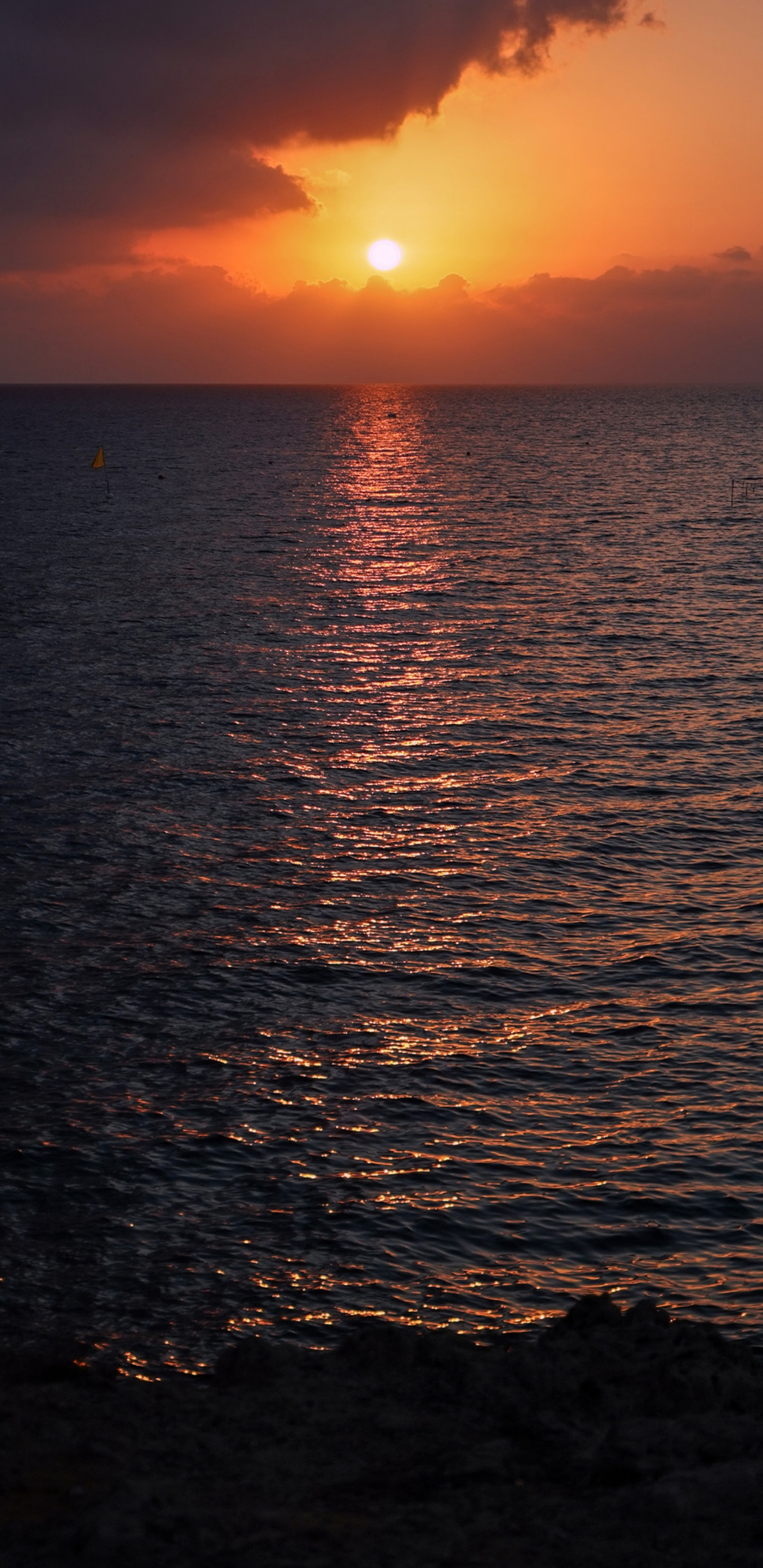 Sea, Water, Cloud, Atmosphere, Water Resources. Wallpaper in 1440x2960 Resolution