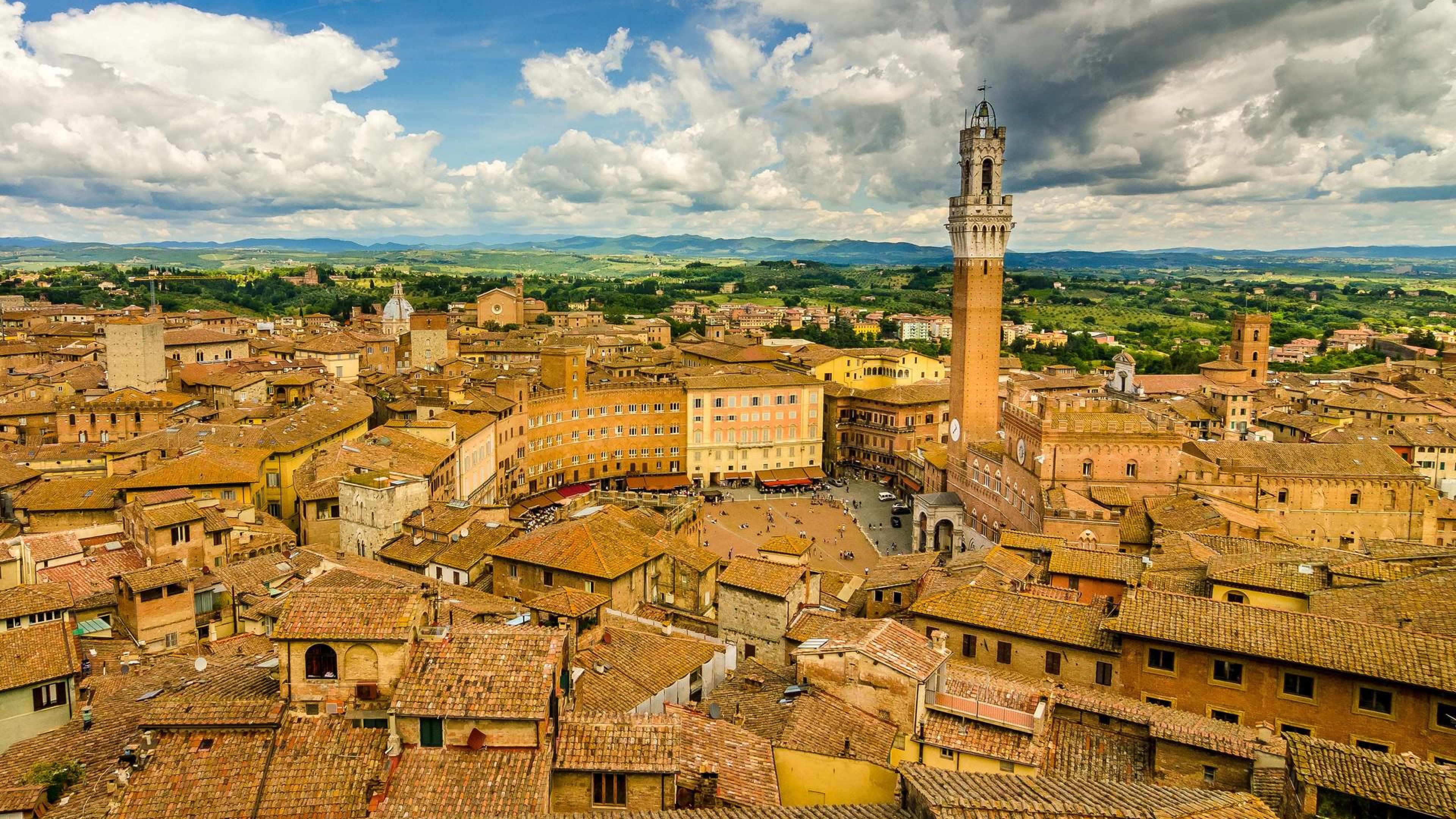 Vue Aérienne Des Bâtiments de la Ville Pendant la Journée. Wallpaper in 3840x2160 Resolution
