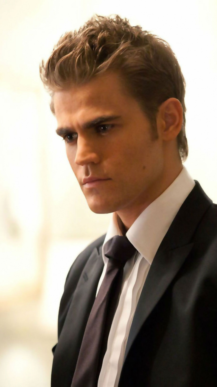 Stefan Salvatore, Paul Wesley, The Vampire Diaries, Damon Salvatore, Elena Gilbert. Wallpaper in 750x1334 Resolution