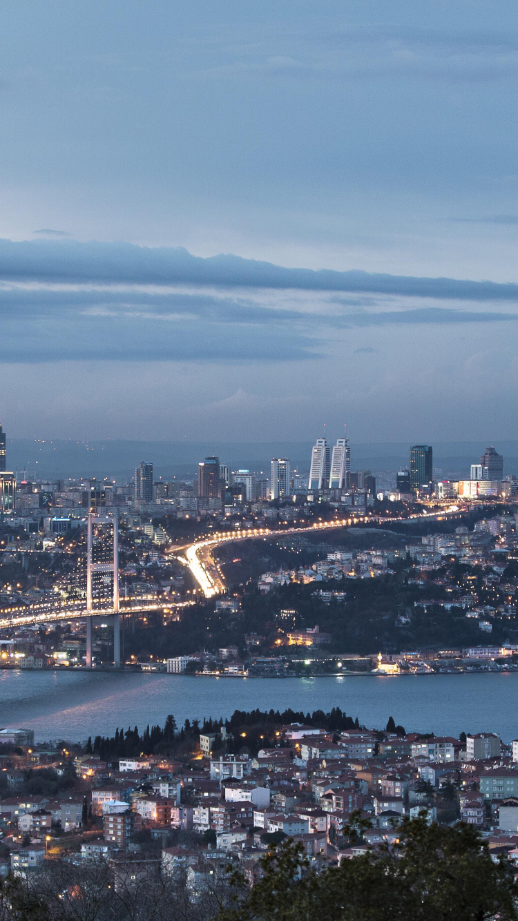 Bereketzade, Bosporus, Cloud, Wasser, Wolkenkratzer. Wallpaper in 750x1334 Resolution