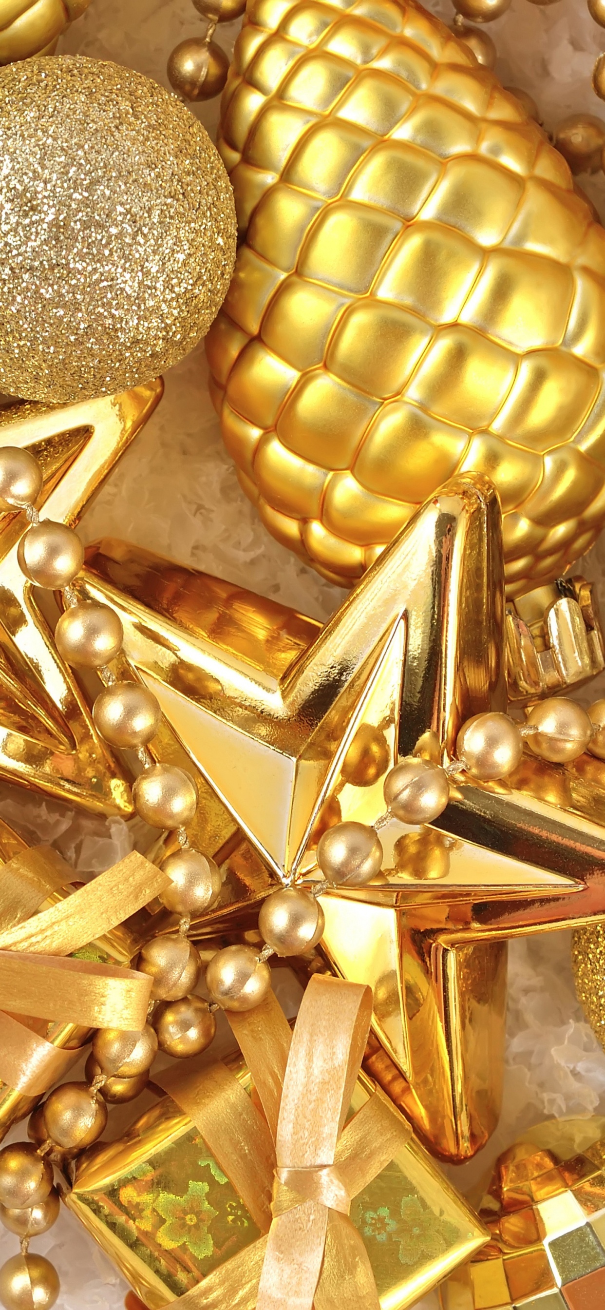 New Year, Christmas Day, Christmas Ornament, Holiday, Christmas Decoration. Wallpaper in 1242x2688 Resolution