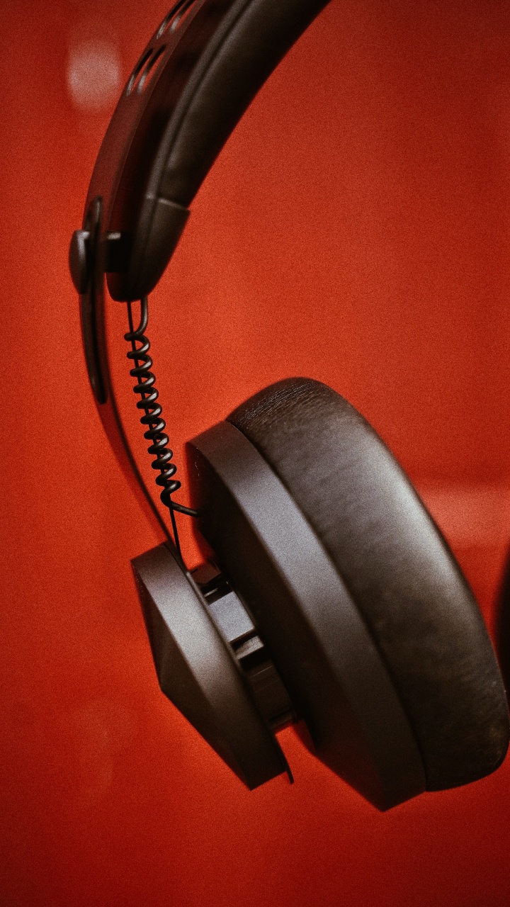 Equipo de Audio, Auriculares, Amplificador, en Blanco y Negro, Accesorio de Audio. Wallpaper in 720x1280 Resolution