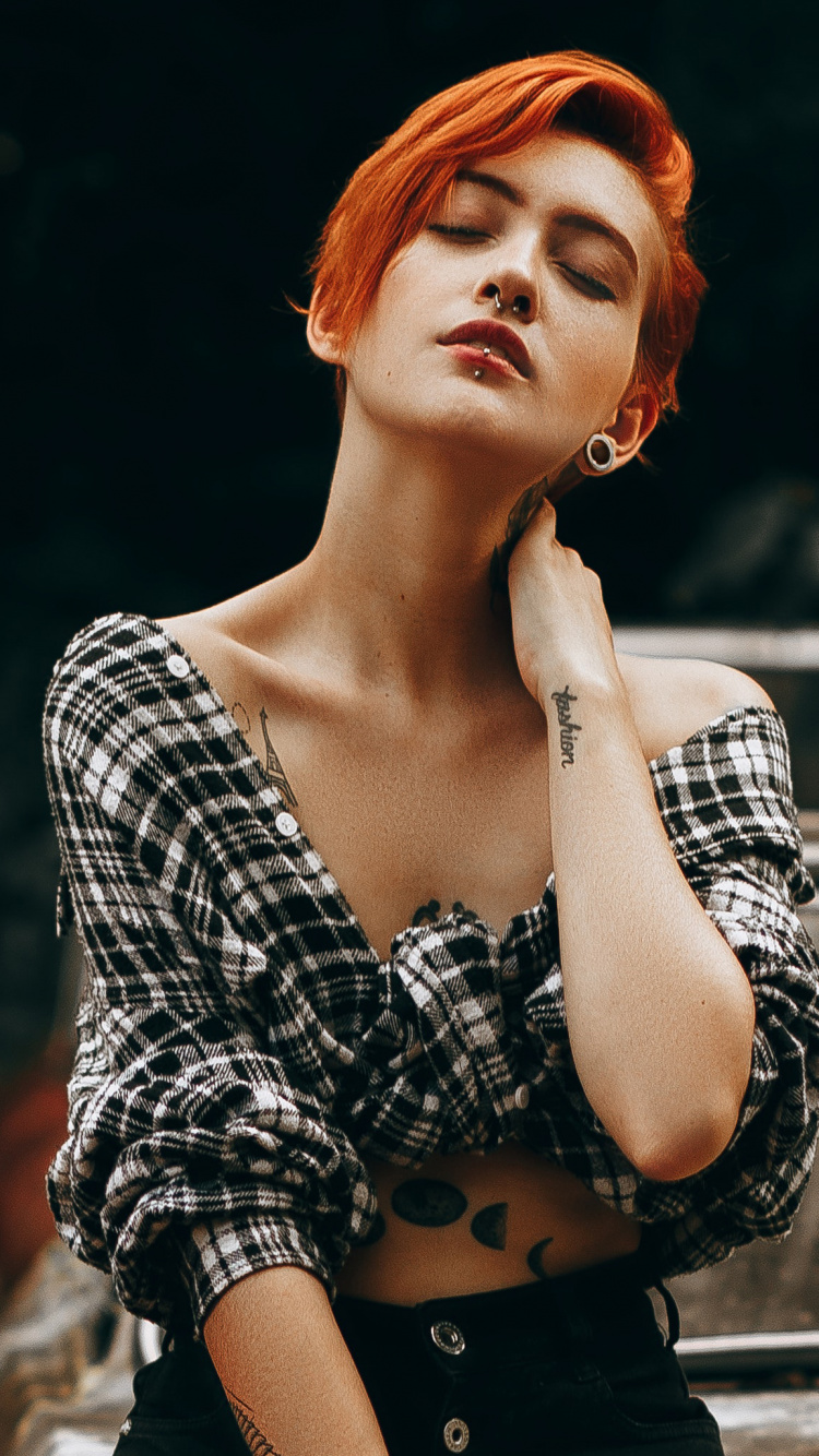 Schönheit, Mode, Model, Lippe, Modell. Wallpaper in 750x1334 Resolution