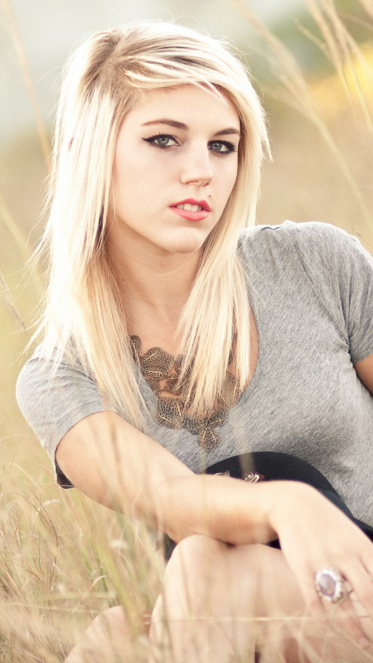 Blond, Hair, Beauty, Grass, Grass Family. Wallpaper in 750x1334 Resolution