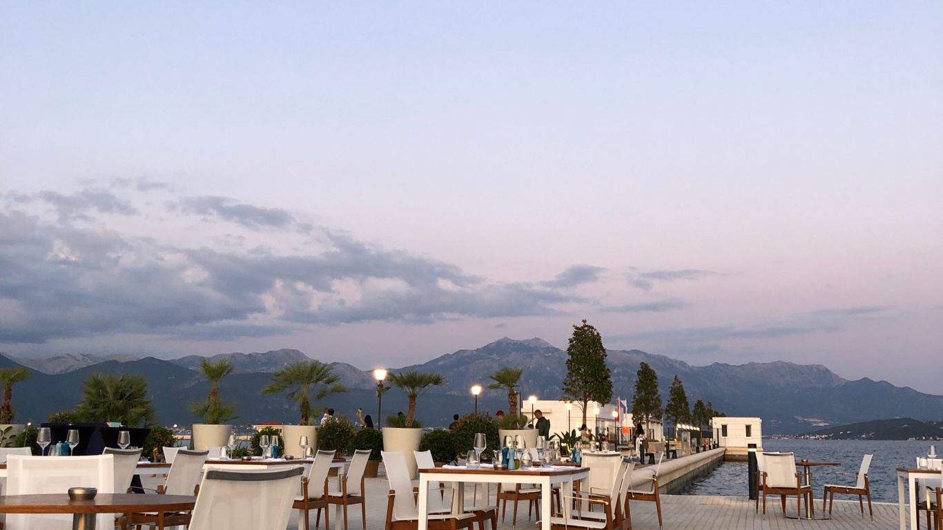 Immobilie, Tourismus, Gewässer, Bergigen Landschaftsformen, Natur. Wallpaper in 1366x768 Resolution