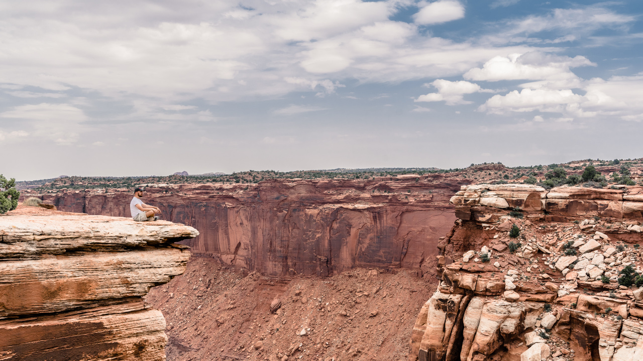 Brown Rock Formation Under Blue Sky During Daytime. Wallpaper in 1280x720 Resolution