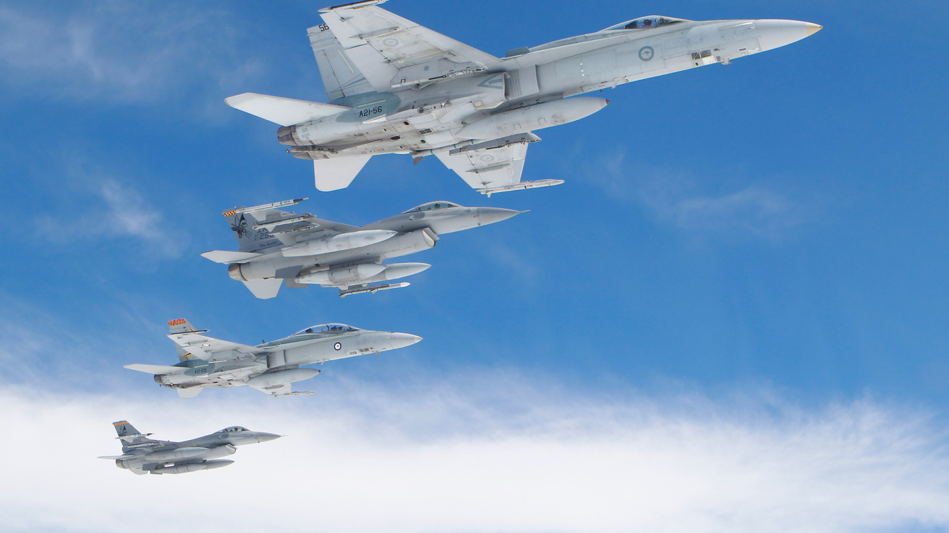 Gray Fighter Jet in Mid Air During Daytime. Wallpaper in 1366x768 Resolution