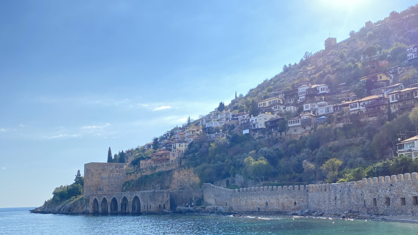 Kizilkule, Water, Cloud, Blue, Azure. Wallpaper in 1366x768 Resolution