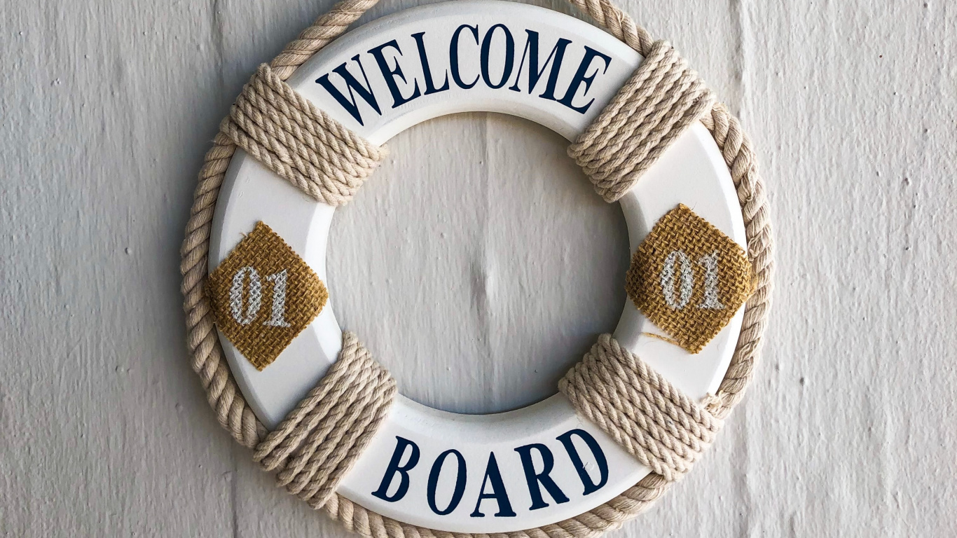 Decoración de Pared en Forma de Corazón de Madera Blanca y Marrón. Wallpaper in 1366x768 Resolution