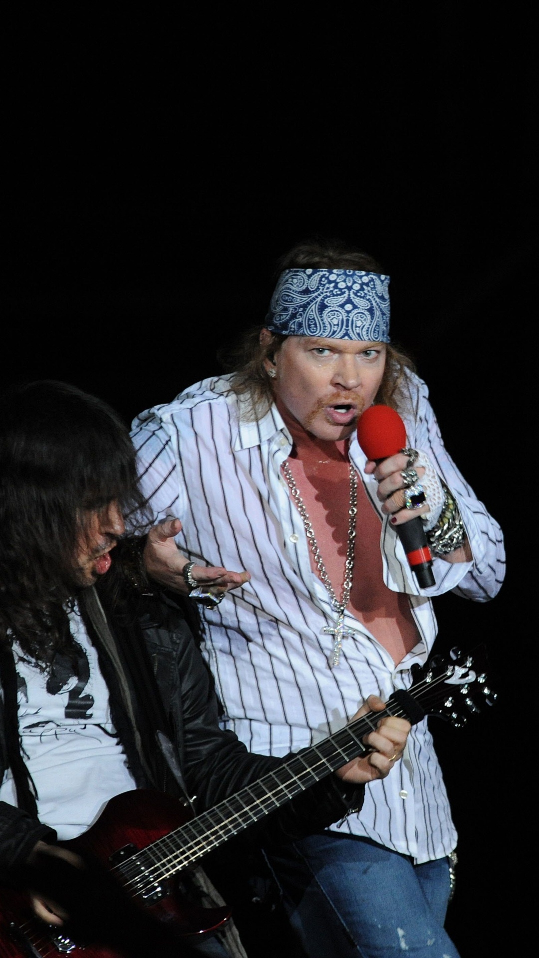 el Guitarrista, Concierto, Guitarra, Axl Rose, No en Esta Vida Gira. Wallpaper in 1080x1920 Resolution