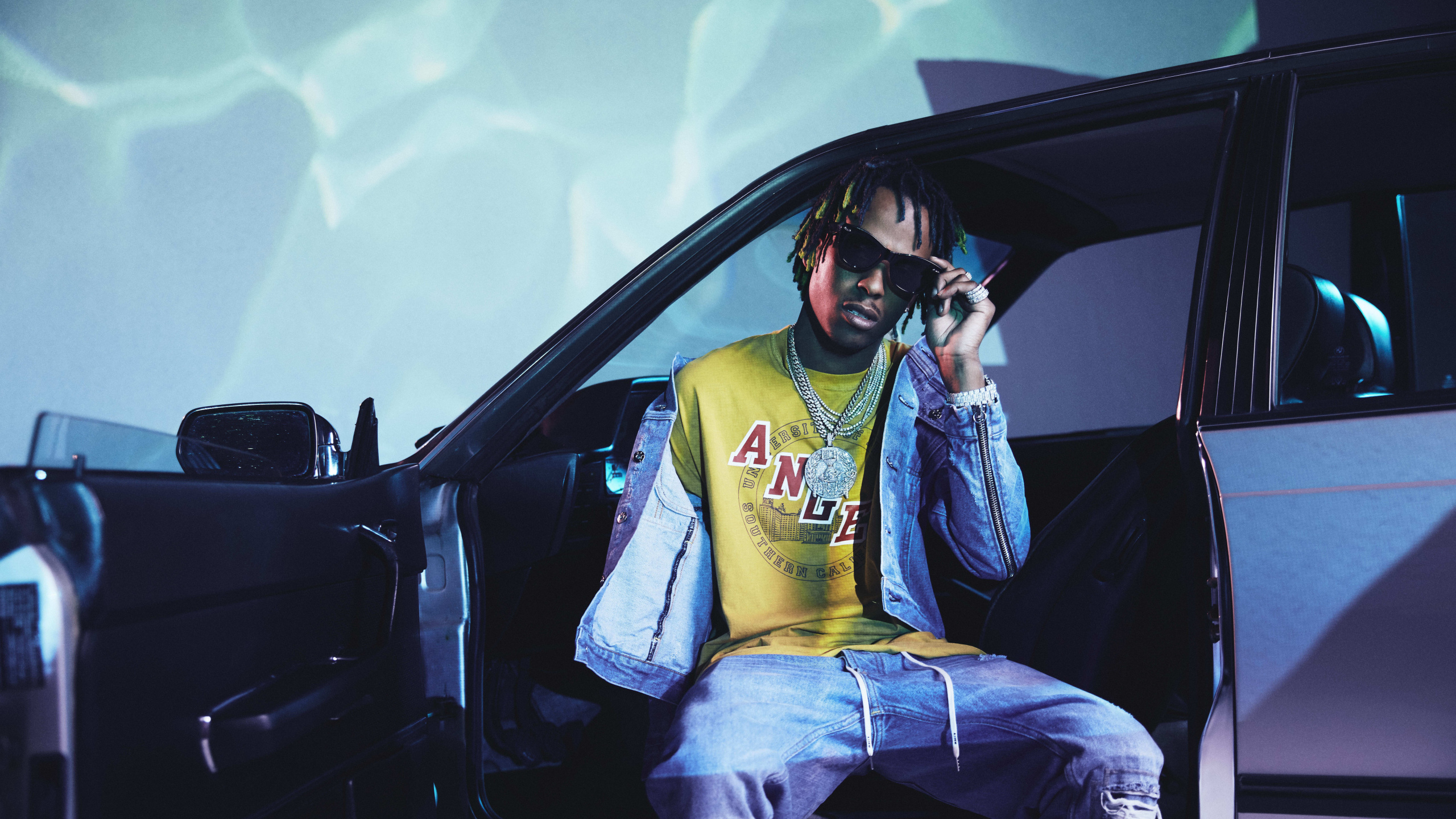 Fall Warf, Hip-hop-Musik, Rapper, Gelb, Auto. Wallpaper in 2560x1440 Resolution