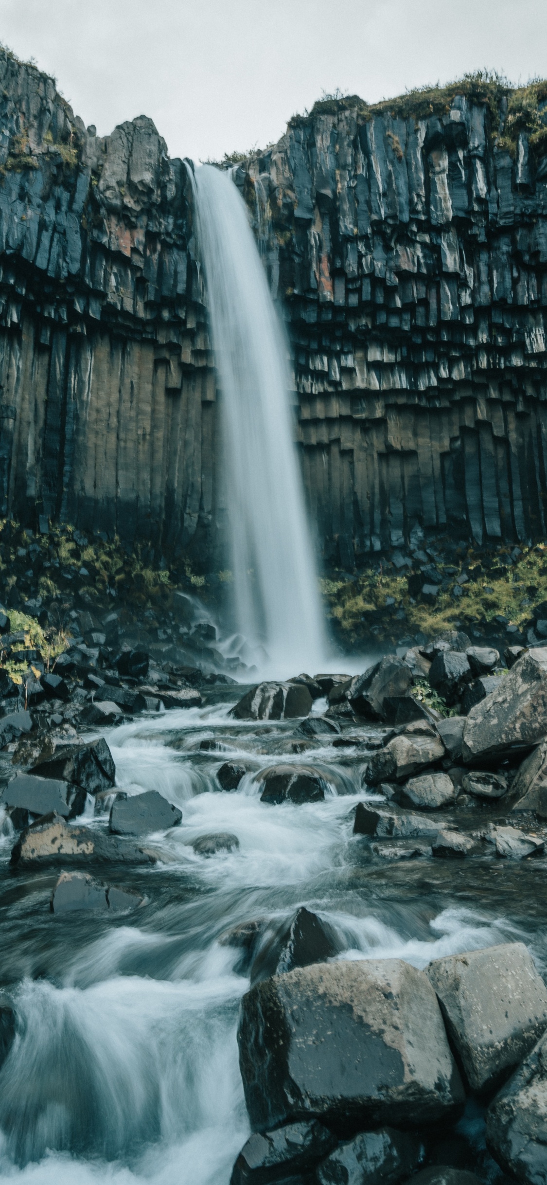 Wasserspiel, Wasserfall, Fluss, Natur, Wasserlauf. Wallpaper in 1125x2436 Resolution