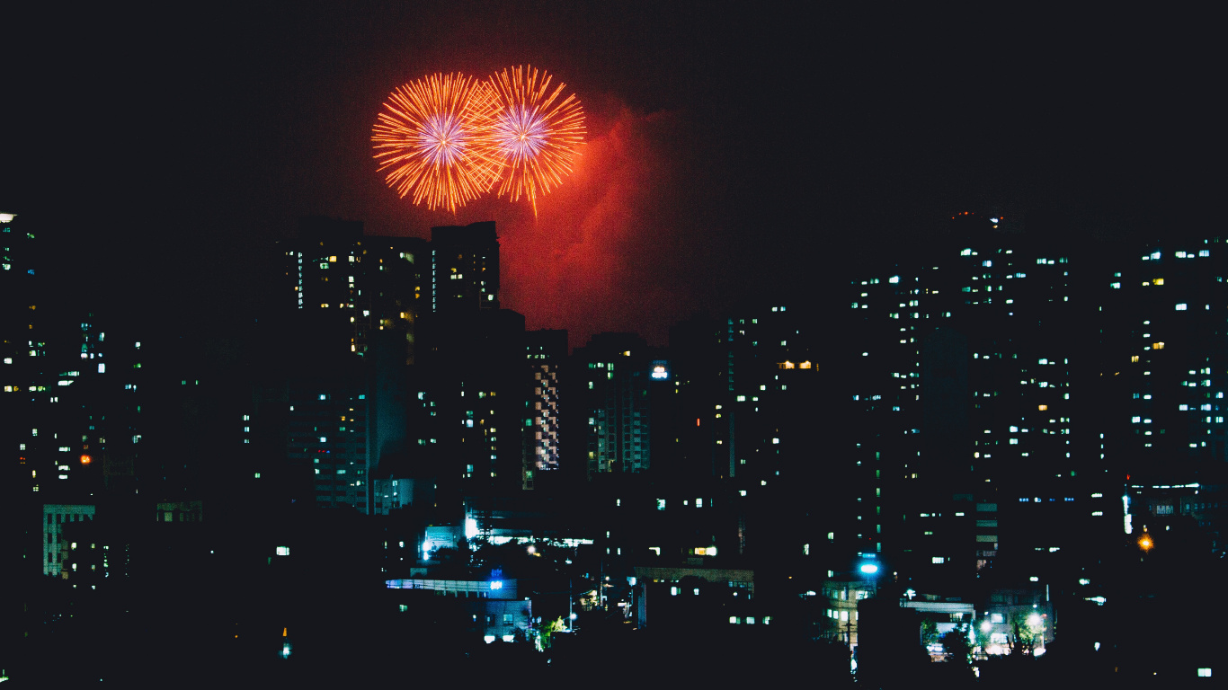 Fireworks, Night, New Years Day, Event, Holiday. Wallpaper in 1366x768 Resolution
