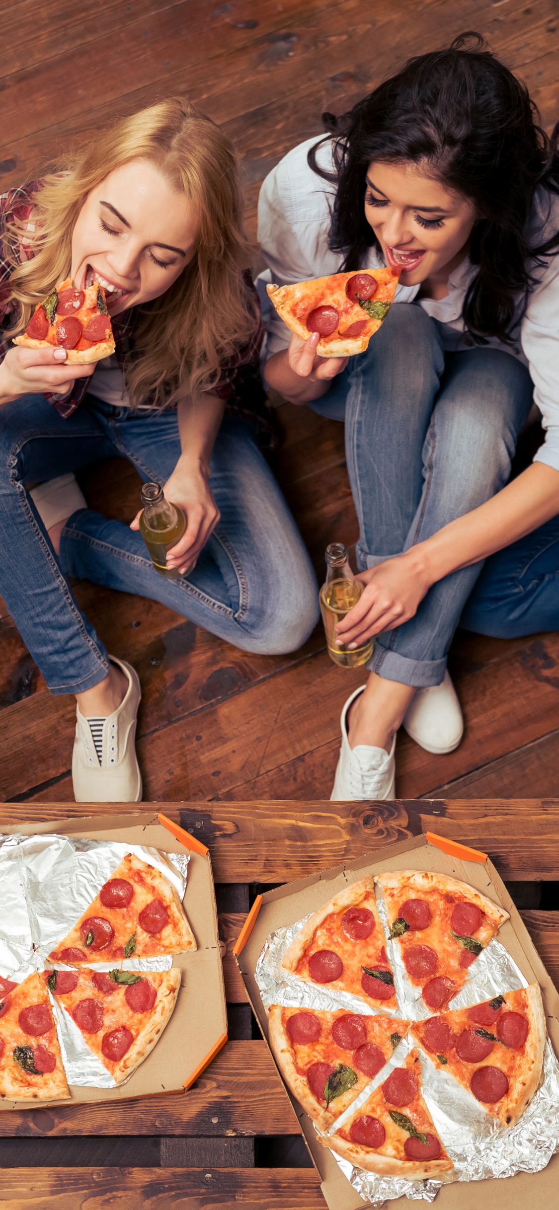 Pizza, Essen, Spaß, Lebensmittel, Erholung. Wallpaper in 1125x2436 Resolution