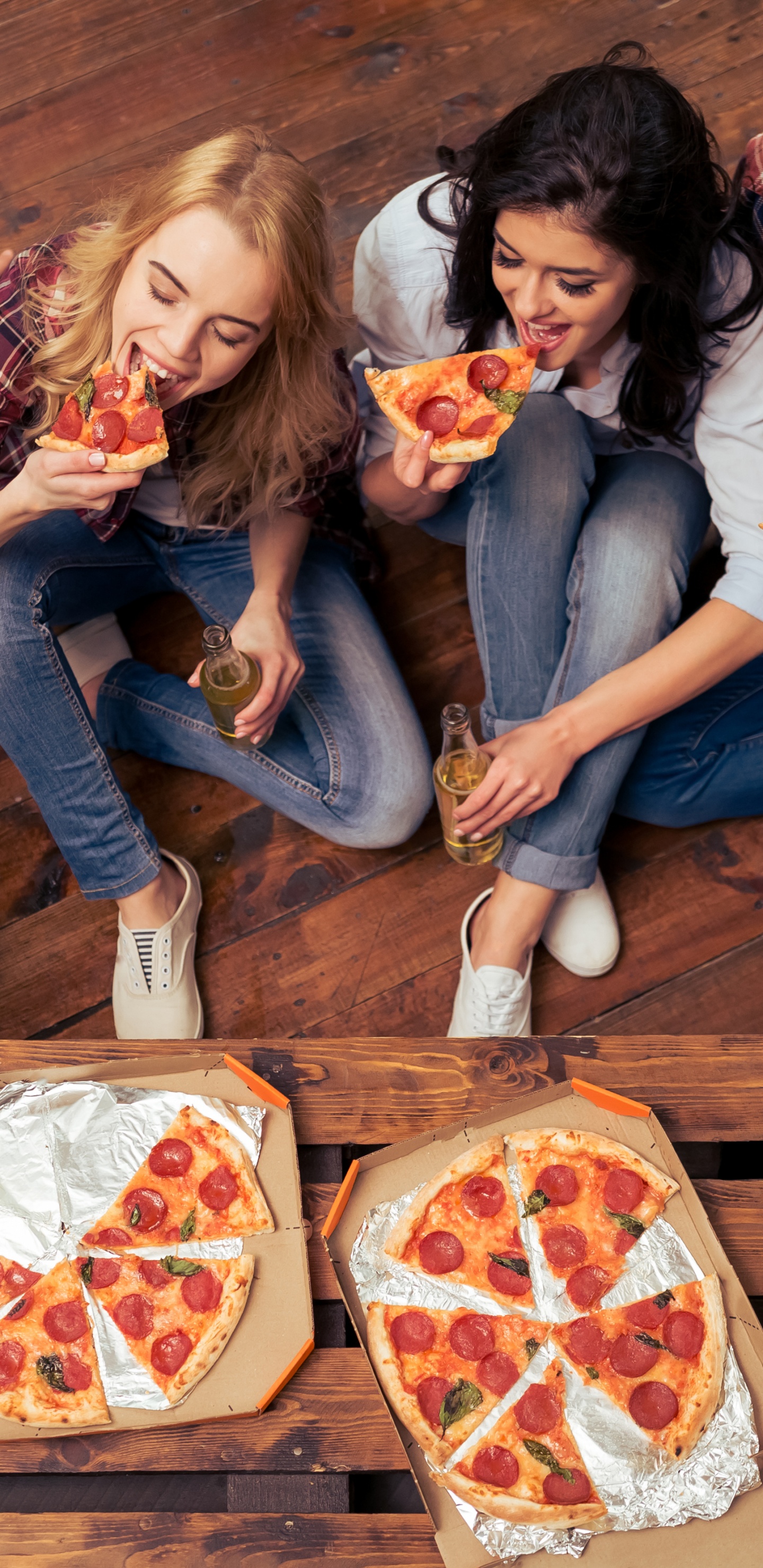 Pizza, Italian Cuisine, Eating, Fun, Food. Wallpaper in 1440x2960 Resolution