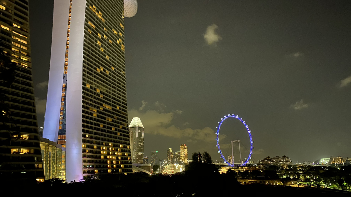 Singapur, Wolkenkratzer, Tageszeit, Tower Block, Nacht. Wallpaper in 1366x768 Resolution