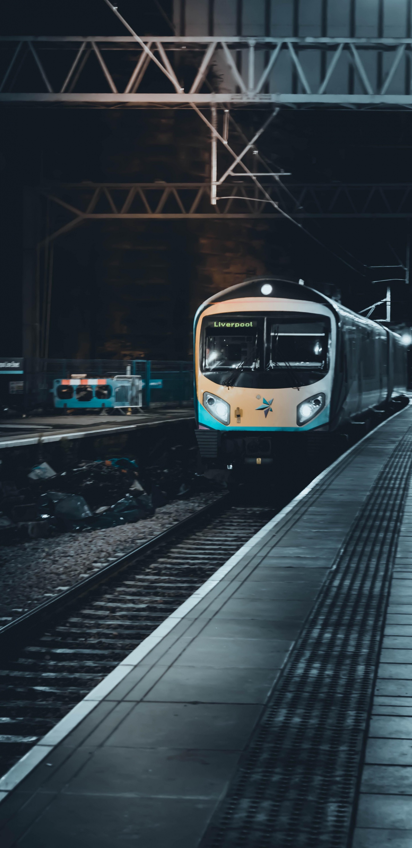 el Transporte Ferroviario, Tren, Iluminación Automotriz, el Material Rodante, Centro de Transporte. Wallpaper in 1440x2960 Resolution