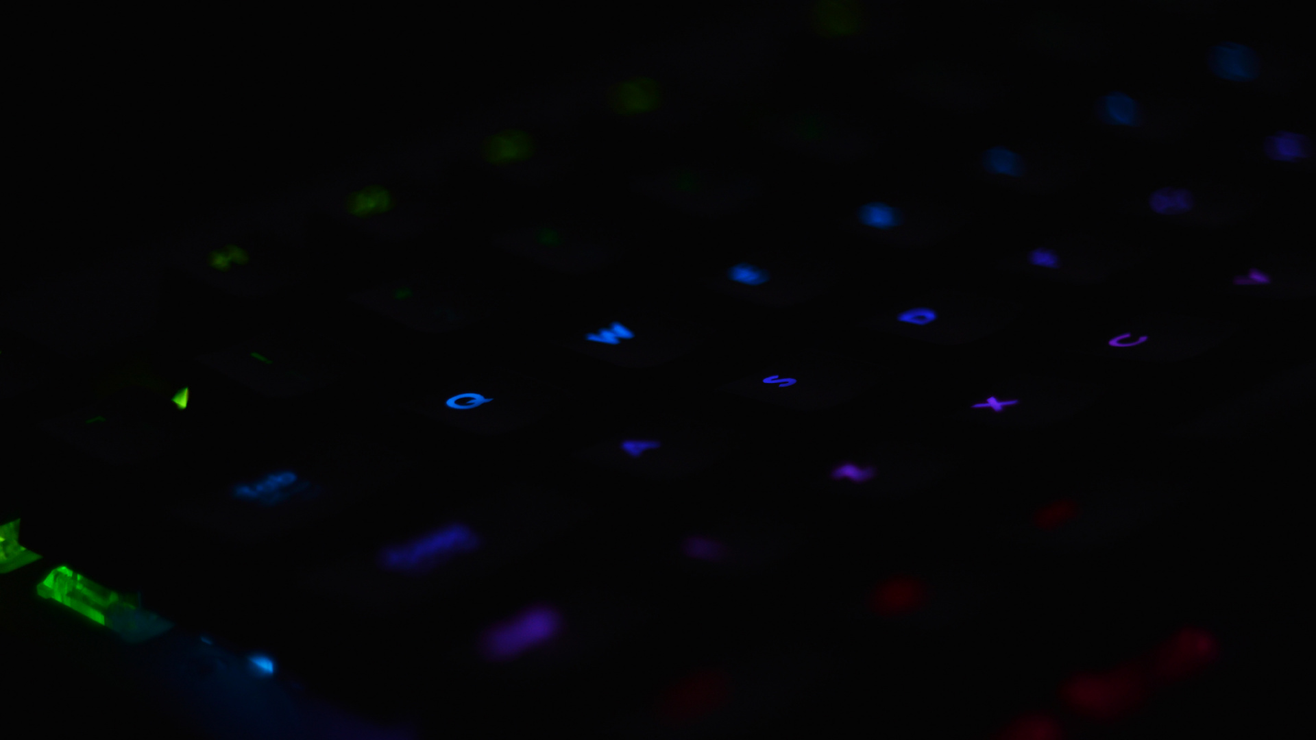 Teclado de Computadora Iluminado Púrpura y Rosa. Wallpaper in 1920x1080 Resolution