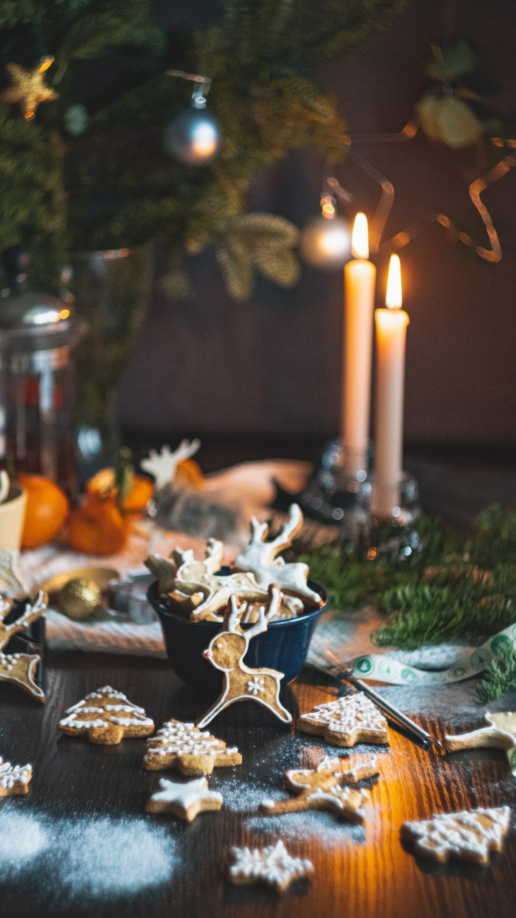 White and Brown Star Candle Holder. Wallpaper in 750x1334 Resolution