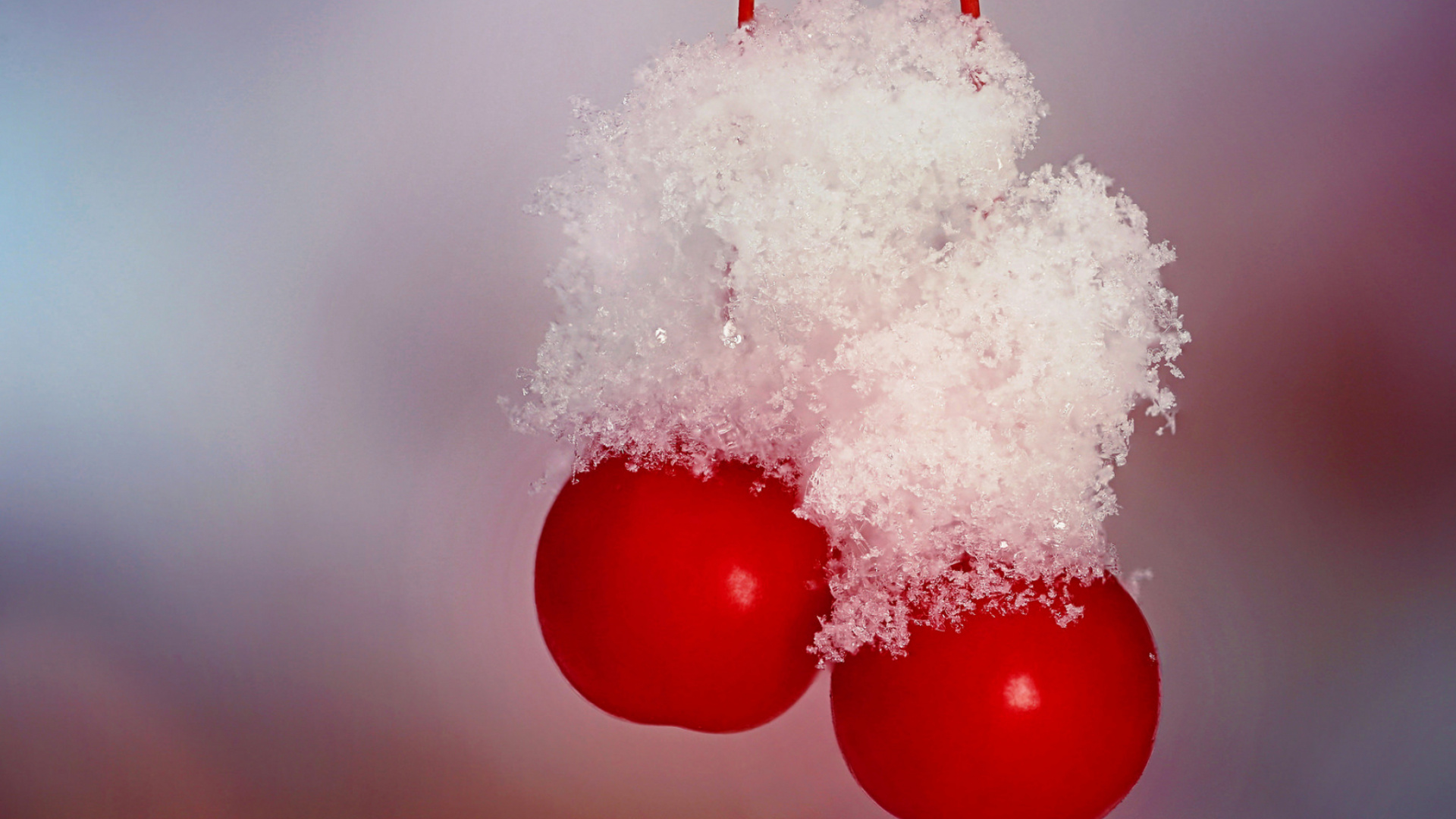 Ballon Rouge Avec Des Nuages Blancs. Wallpaper in 1920x1080 Resolution