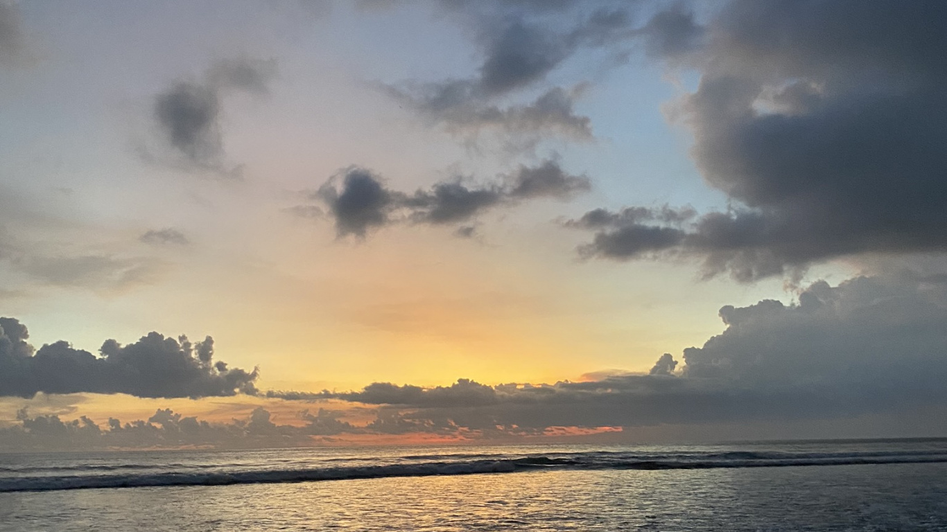 Sea, Body of Water, Fluid, Nature, Cloud. Wallpaper in 1366x768 Resolution