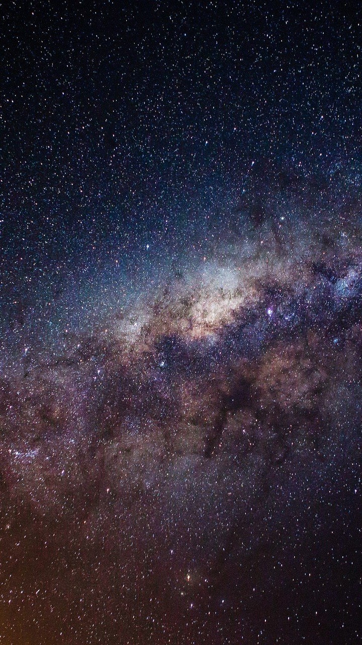 Starry Night Sky Over The Starry Night. Wallpaper in 720x1280 Resolution