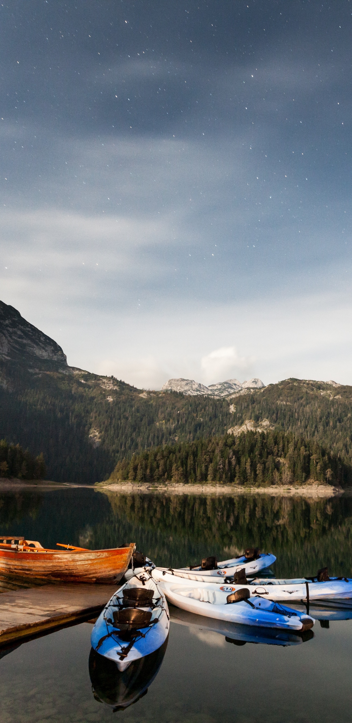 Durmitor, Natur, Naturlandschaft, Reflexion, See. Wallpaper in 1440x2960 Resolution