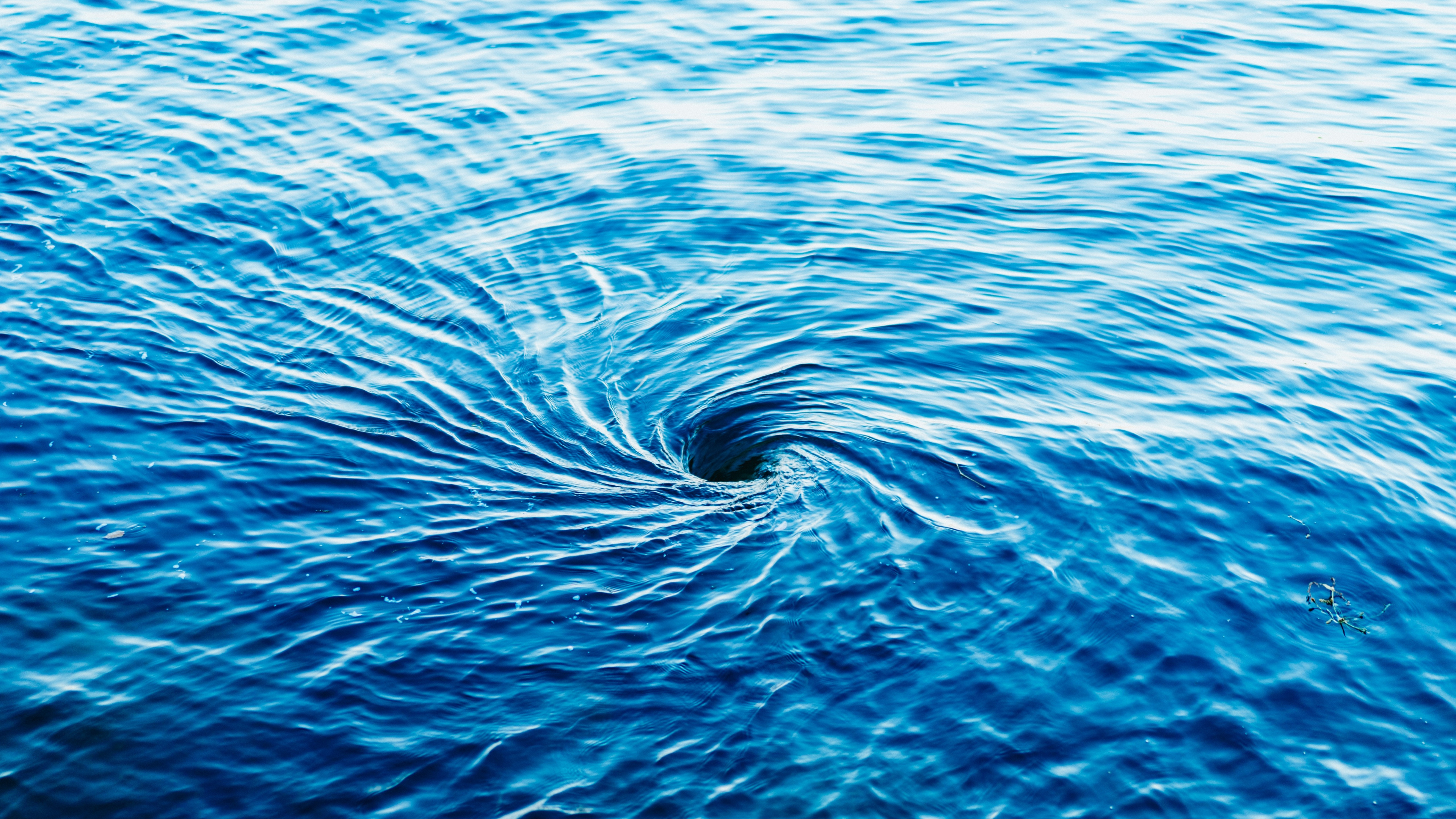 下载 3840x2160 壁纸 液体, 水资源, Azure, 流体, 人体内的水 液体, 水资源, Azure, 流体, 人体内的水 壁纸 3840x2160 允许