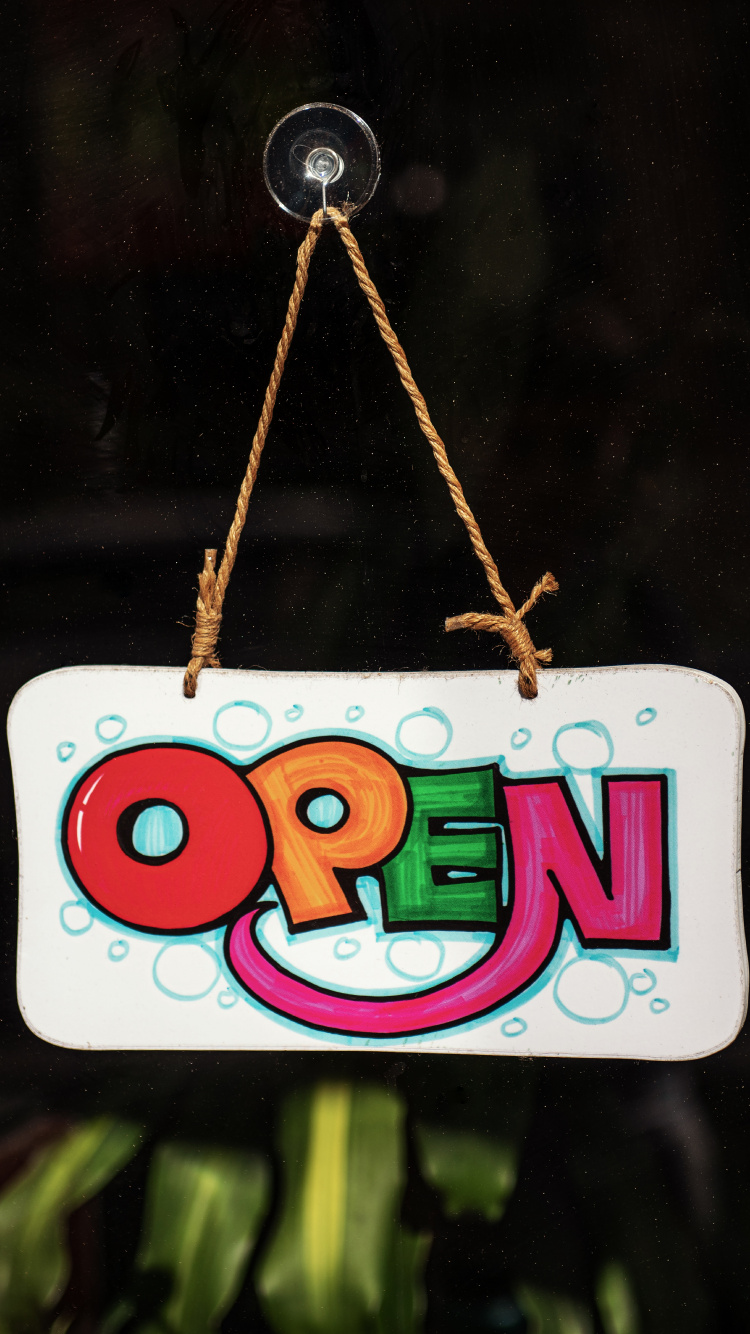 Funda Para Iphone Con Estampado de Búho Blanco y Rosa. Wallpaper in 750x1334 Resolution