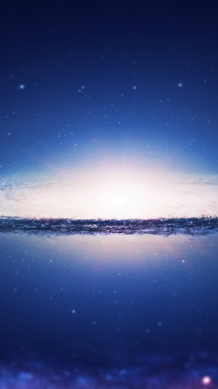 Gewässer Unter Blauem Himmel Während Der Nacht. Wallpaper in 750x1334 Resolution