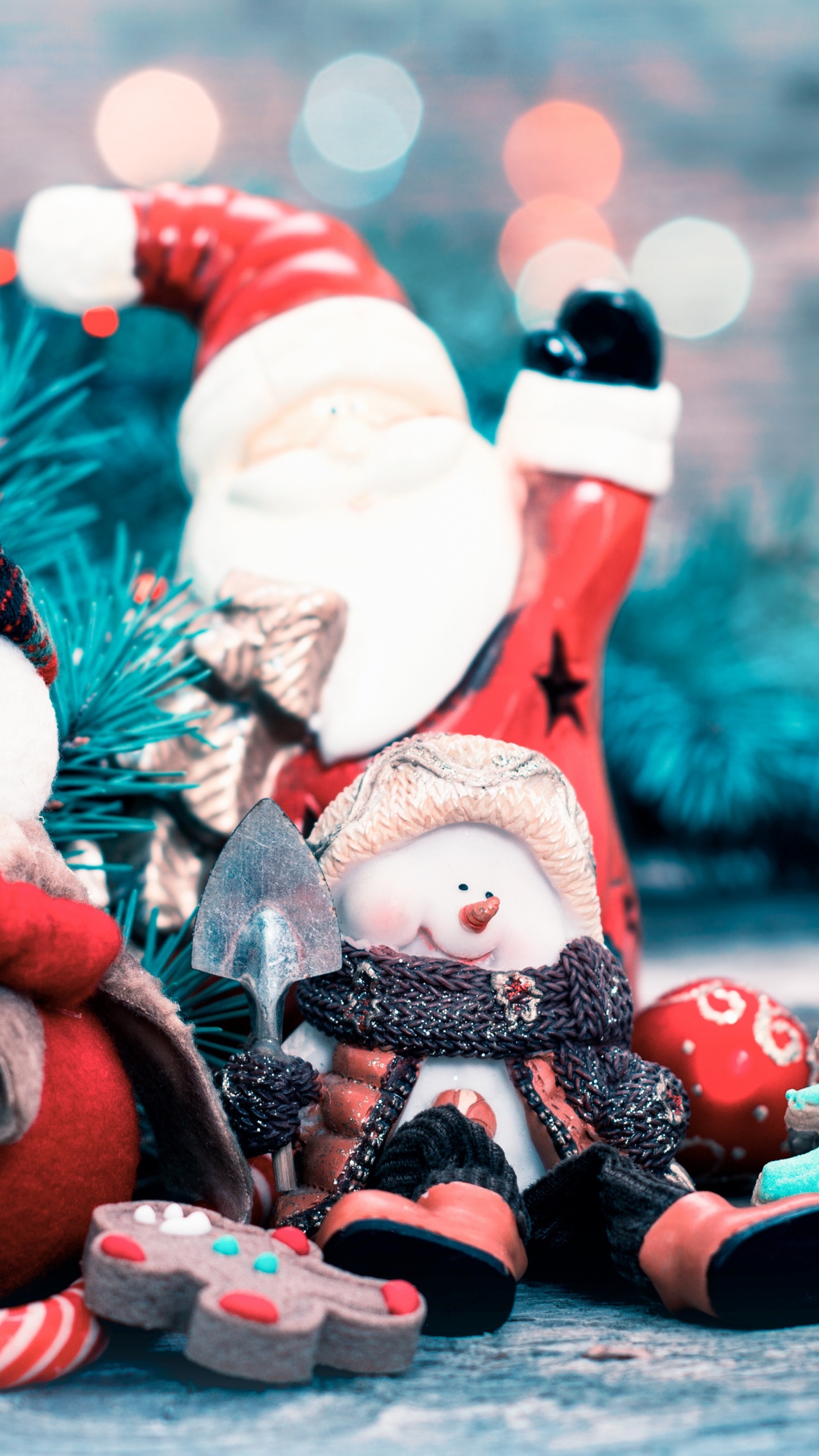 Muñeco, El Día De Navidad, Santa Claus, Decoración de la Navidad, Navidad. Wallpaper in 1440x2560 Resolution