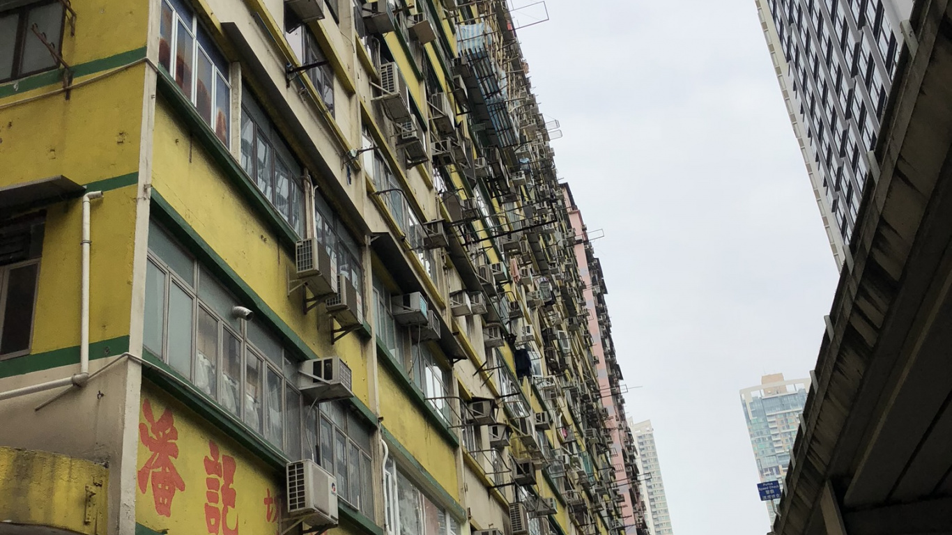 Neighbourhood, Infrastructure, Road, Metropolis, City. Wallpaper in 1366x768 Resolution