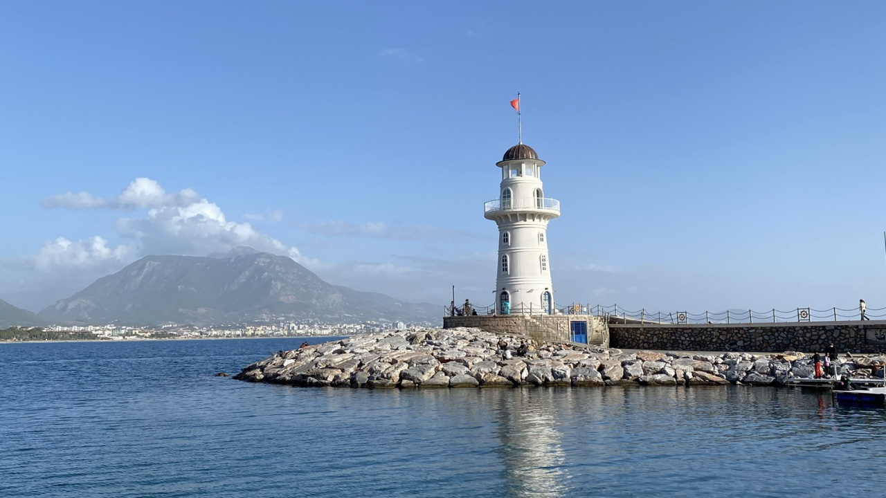 Faro de Alanya, Valletta, Isla Manoel, Agua, Faro. Wallpaper in 1280x720 Resolution