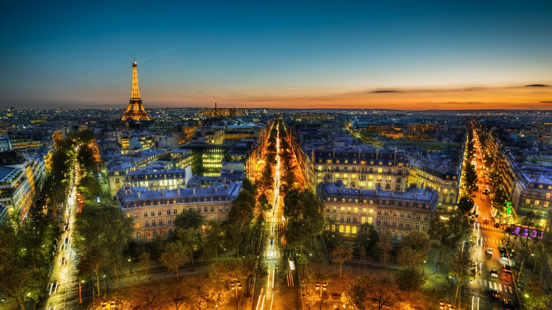 Vue Aérienne de la Ville Pendant la Nuit. Wallpaper in 1920x1080 Resolution