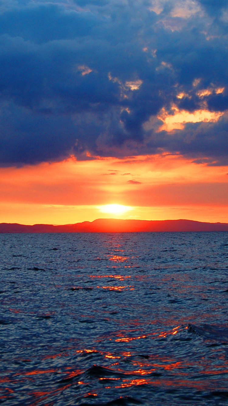 Corps de L'eau, Horizon, Mer, Eau, Afterglow. Wallpaper in 750x1334 Resolution