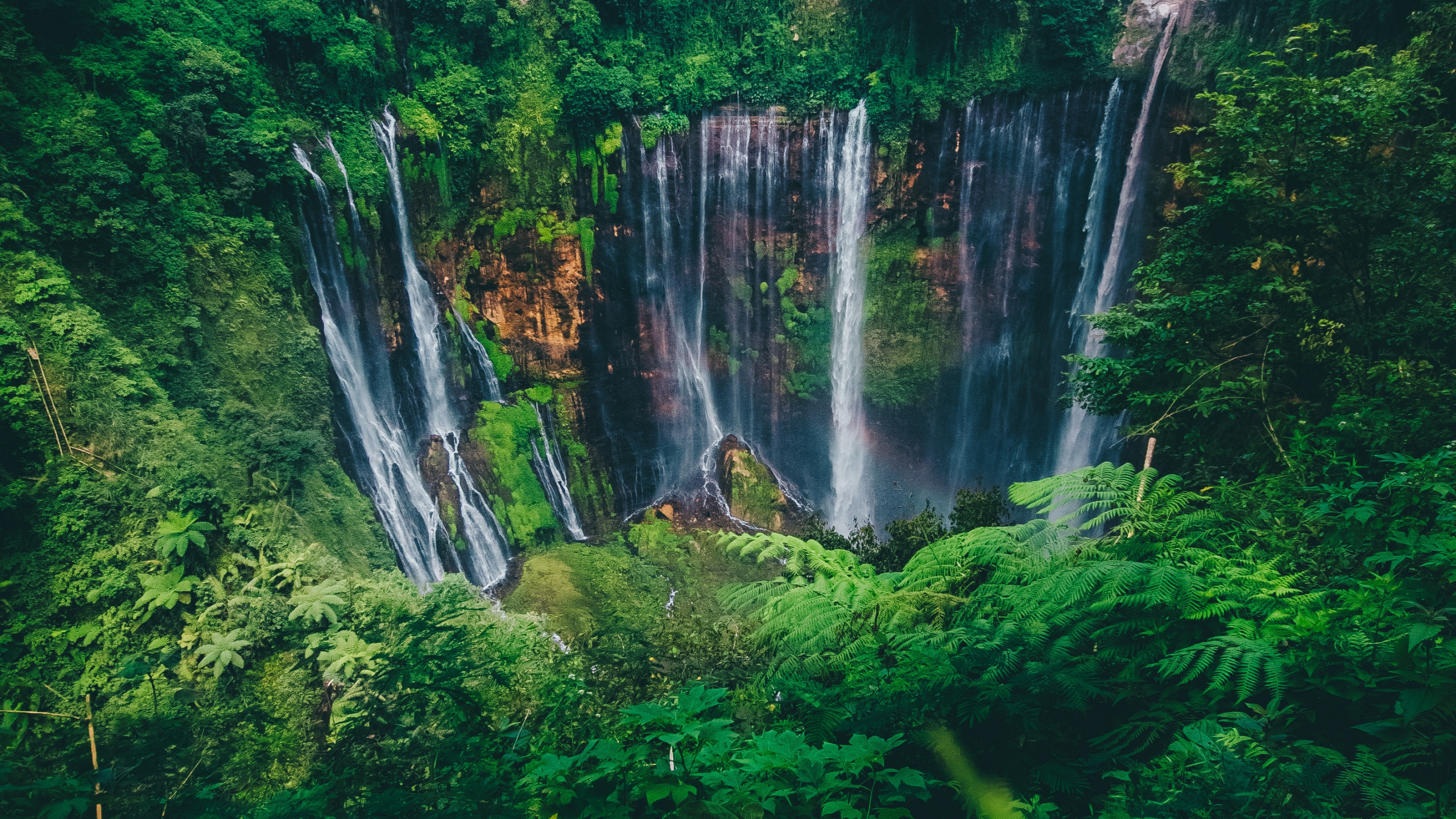 Cascada, Paisaje Natural, Naturaleza, Los Recursos de Agua, Cuerpo de Agua. Wallpaper in 2560x1440 Resolution
