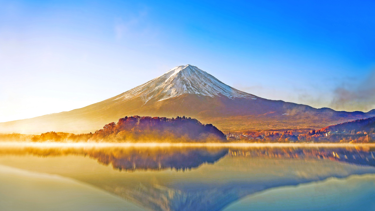 Lake Near Mountain Under Blue Sky During Daytime. Wallpaper in 1280x720 Resolution