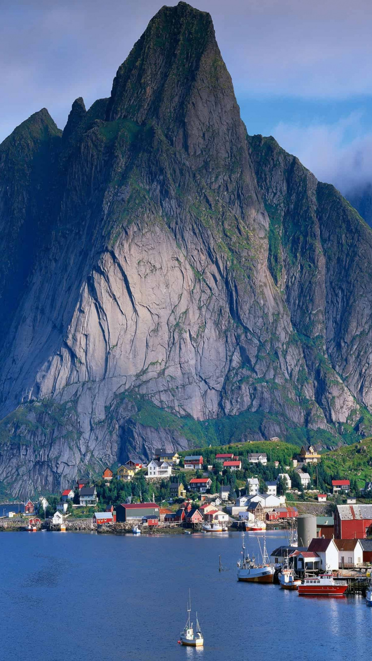 White and Brown Boat on Sea Near Mountain During Daytime. Wallpaper in 750x1334 Resolution