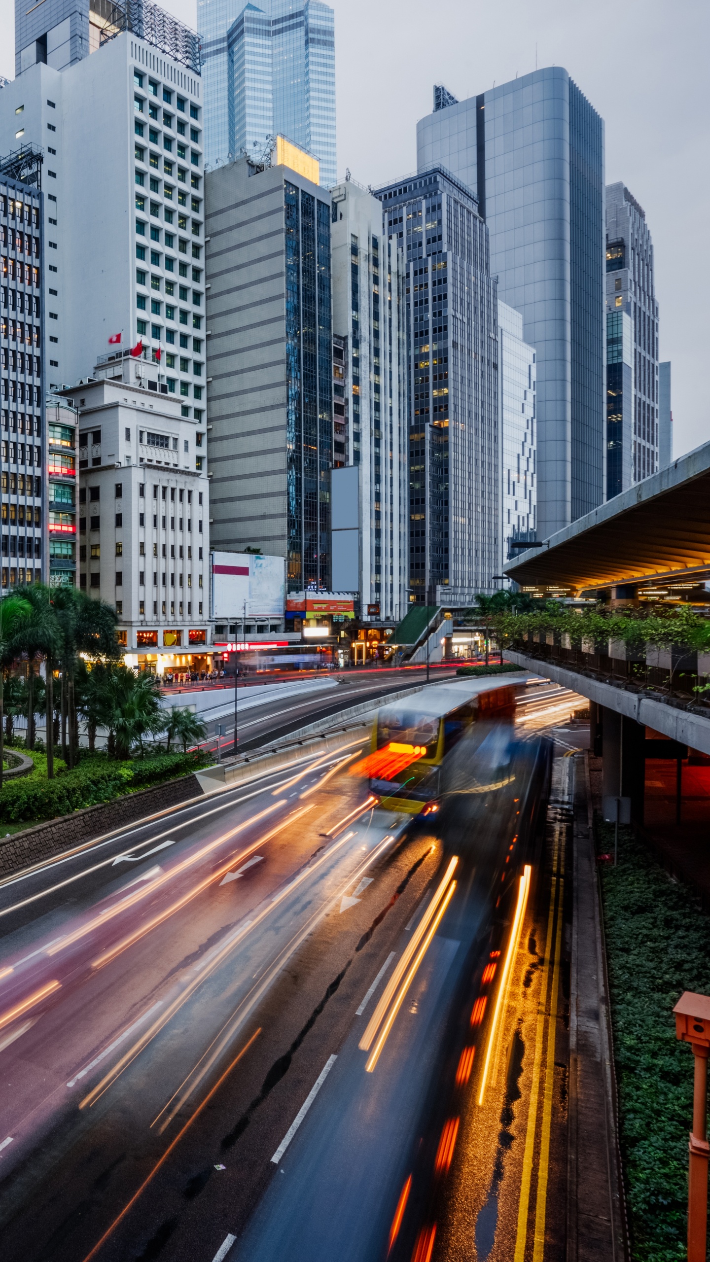 Time Lapse Photography of City Road During Night Time. Wallpaper in 1440x2560 Resolution
