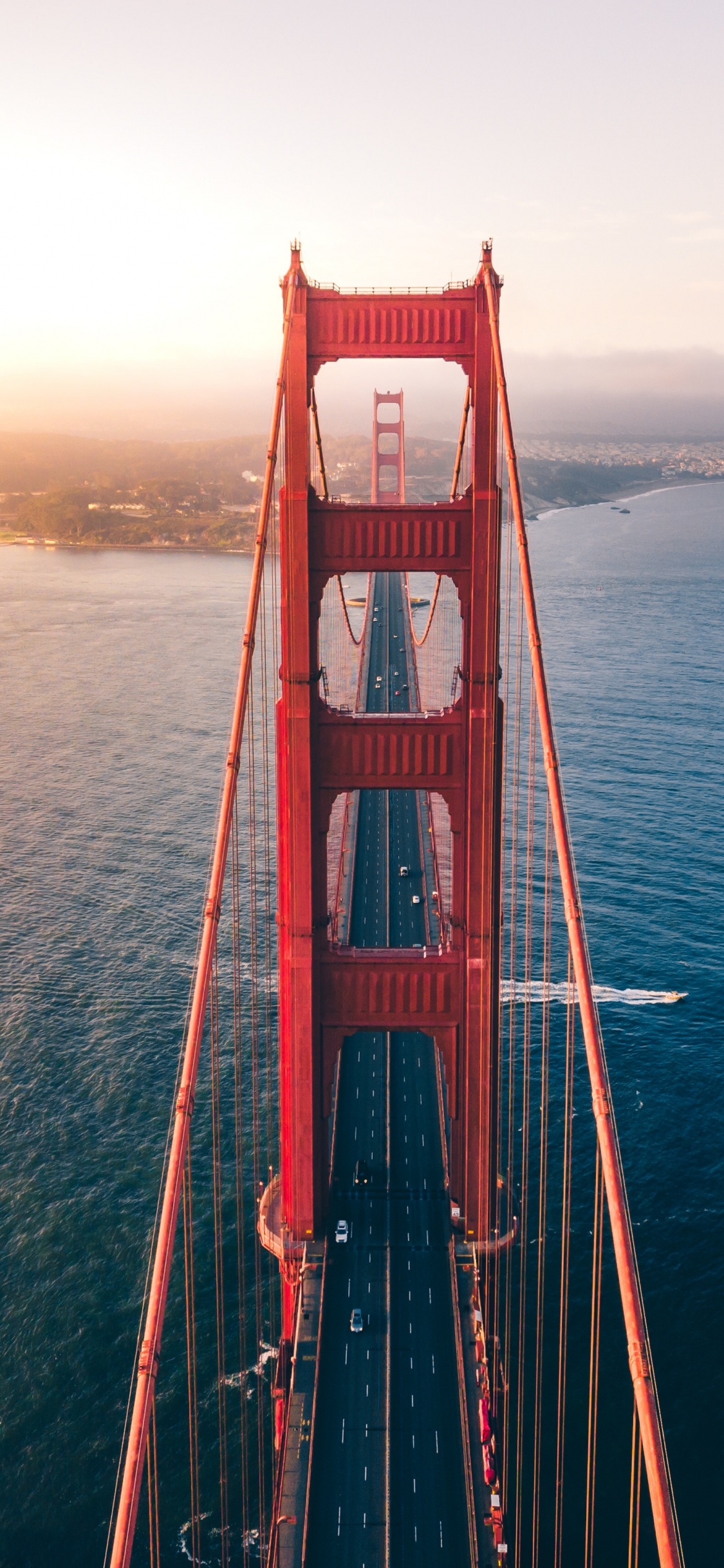 Golden Gate Bridge, Rue Lombarde, Pont, Voyage, Eau. Wallpaper in 1125x2436 Resolution