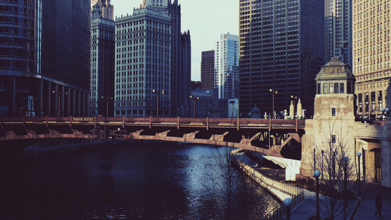 Body of Water Near City Buildings During Daytime. Wallpaper in 1366x768 Resolution