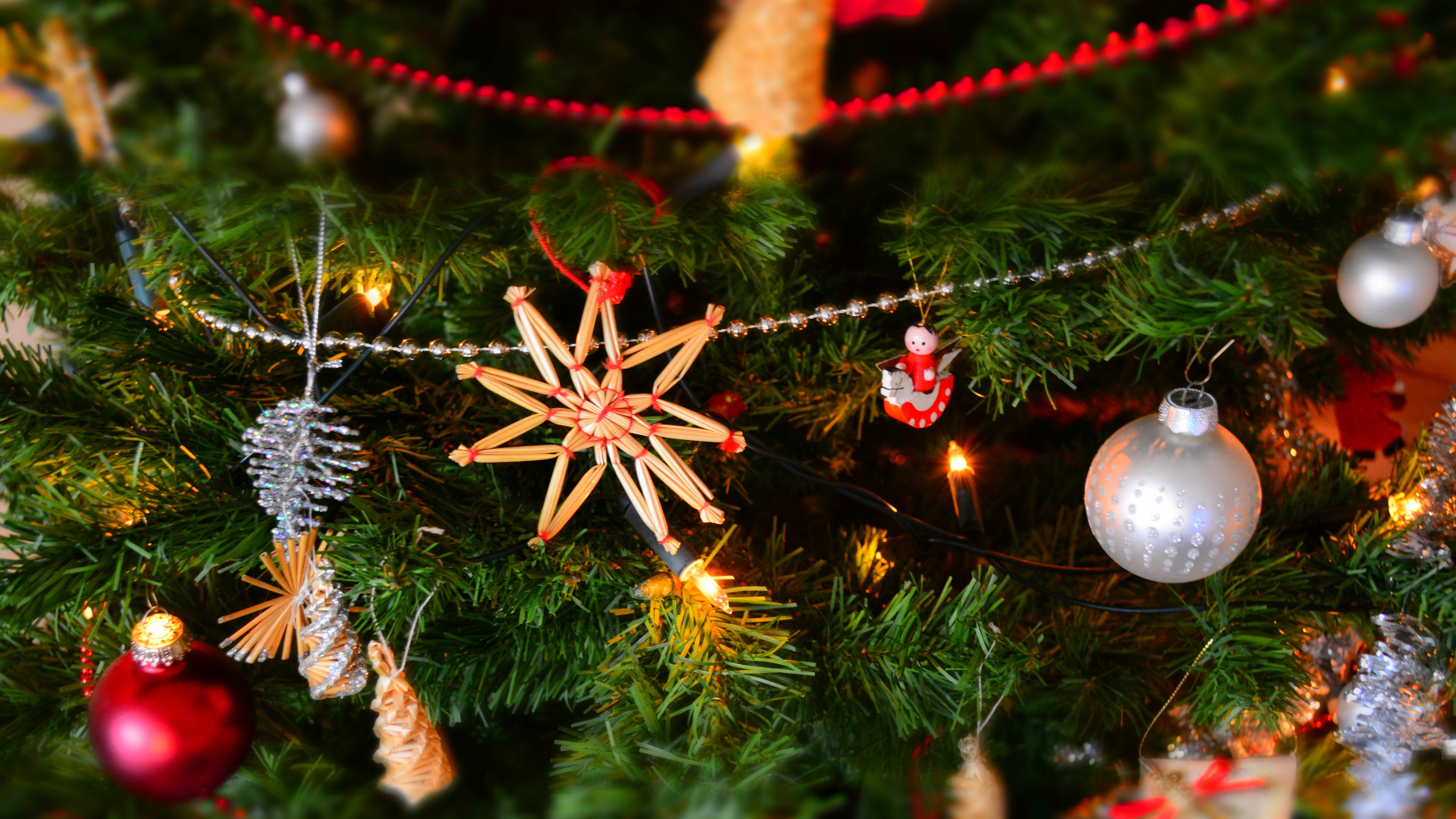 Arbre de Noël, Ornement de Noël, Le Jour De Noël, Décoration de Noël, Sapin. Wallpaper in 3840x2160 Resolution