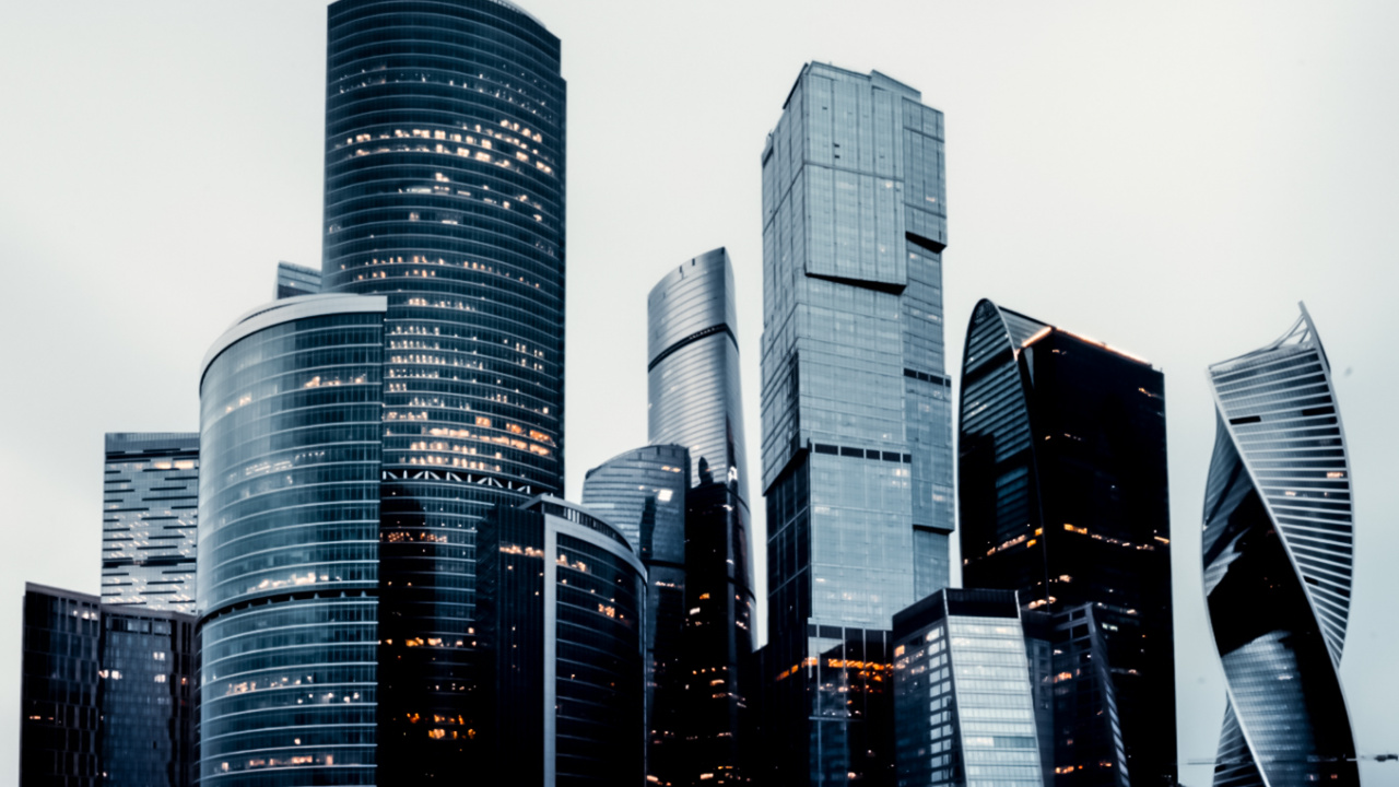 Skyscraper, Water, Building, Tower Block, Condominium. Wallpaper in 1280x720 Resolution