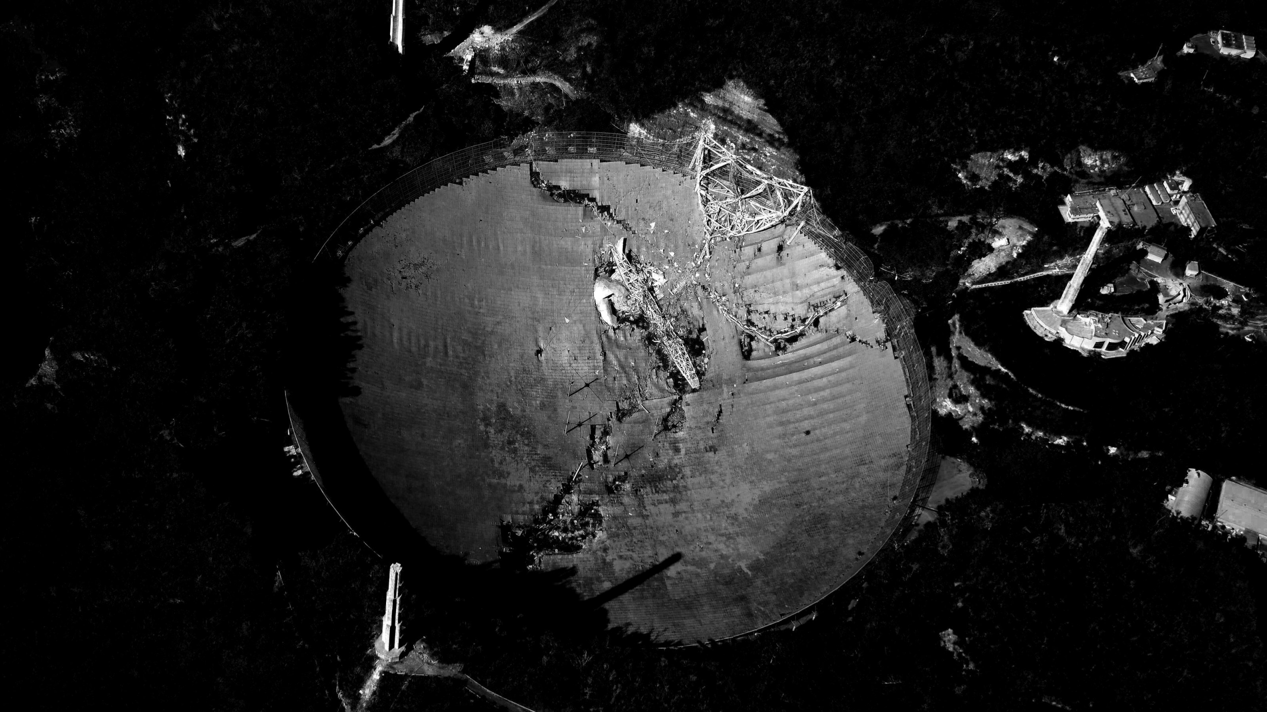 Arecibo Collapse, Observatorio de Arecibo, Radio Telescopio, Observatorio, Objeto Astronómico. Wallpaper in 2560x1440 Resolution