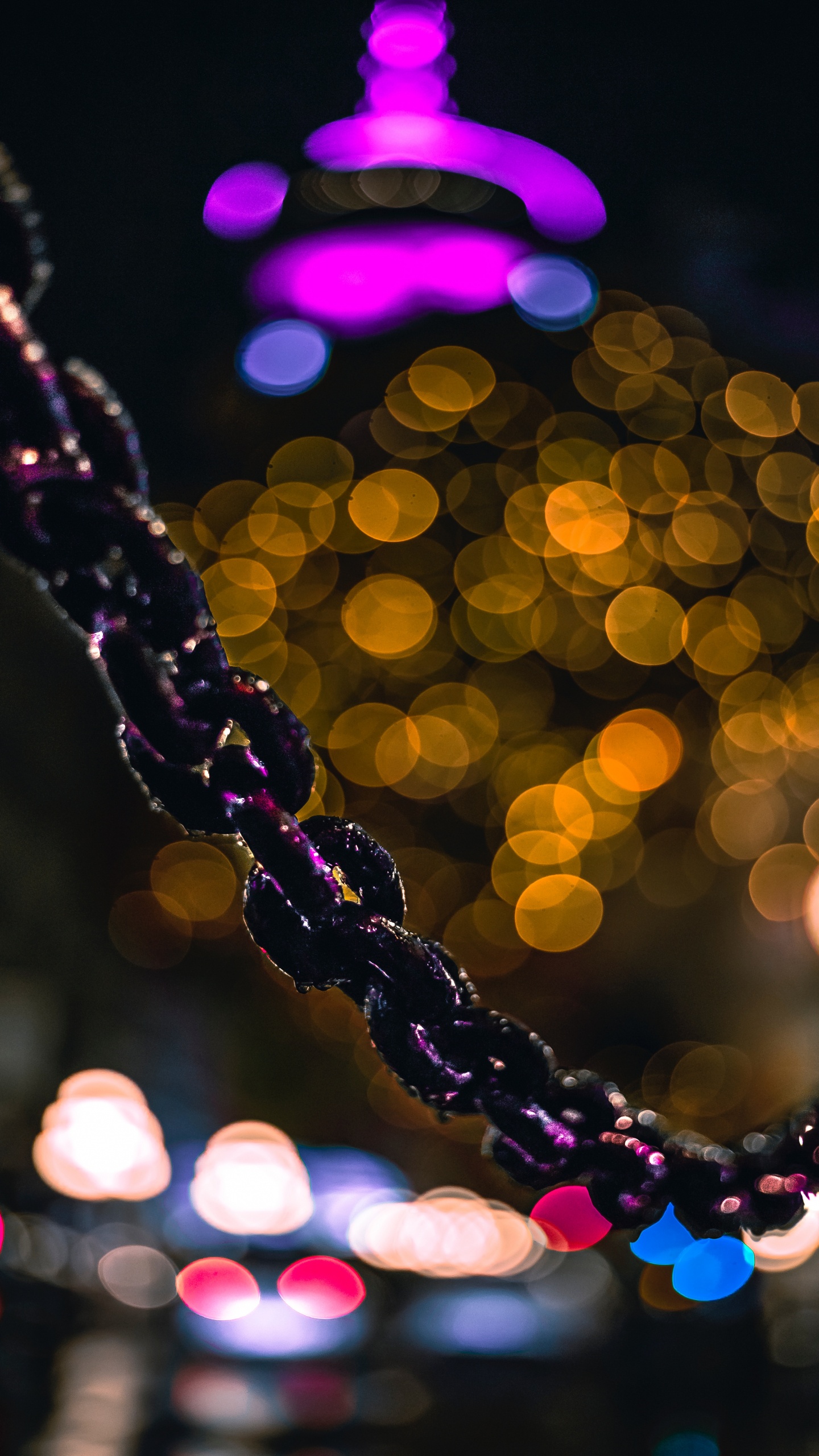 Collar de Cuentas de Plata y Morado. Wallpaper in 1440x2560 Resolution