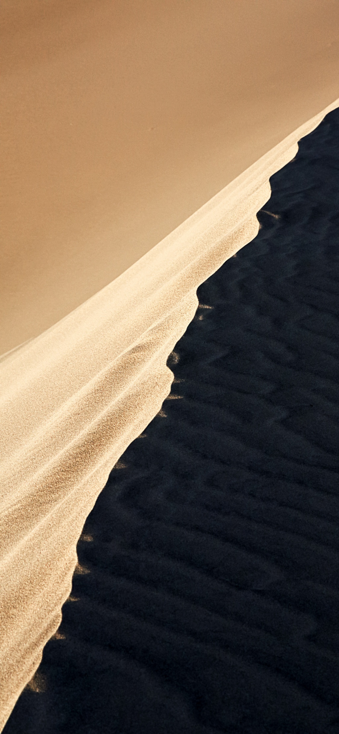 Sand, Dune, Macaron, Water, Wood. Wallpaper in 1125x2436 Resolution